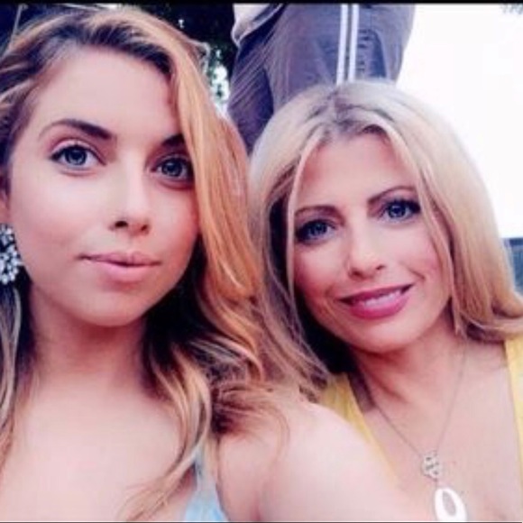 Hi! My name is Kimberly & my daughter, Brooke - Picture 2 of 7